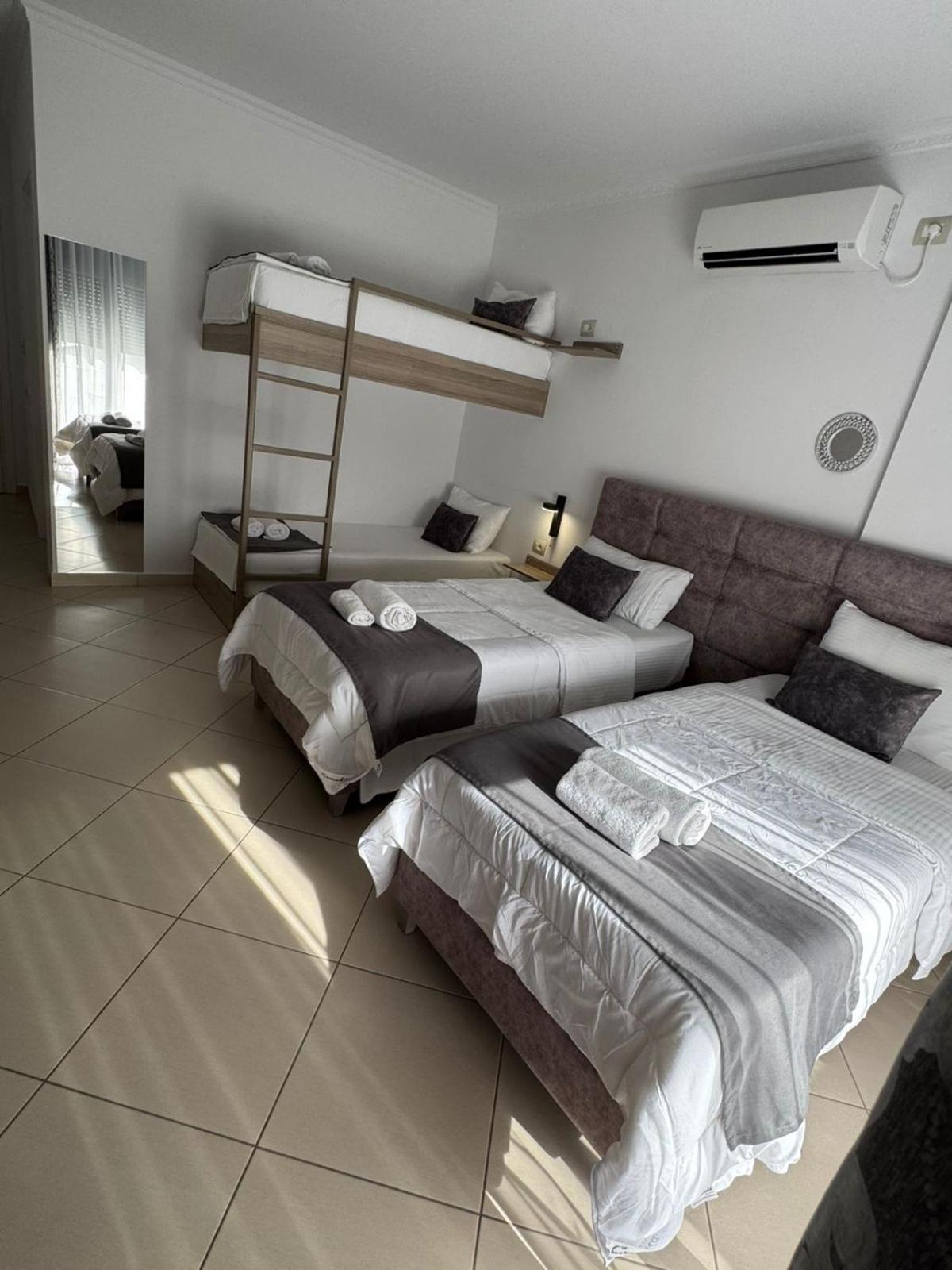 Hotel Abedini Sarandë Exterior foto